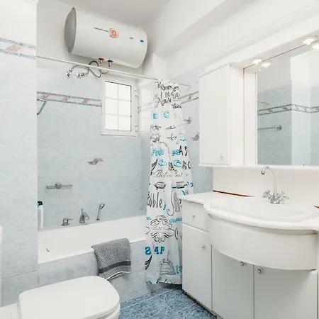 Olive Yard House Ferienhaus