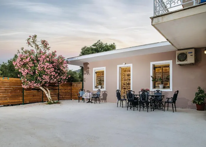 Olive Yard House Dom wakacyjny